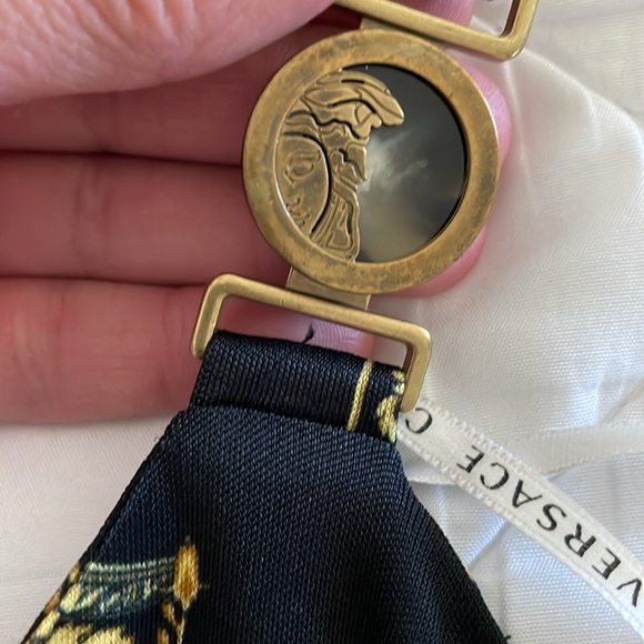 RARE- Versace Medusa 95 Sleeveless Top - Picture 2 of 10